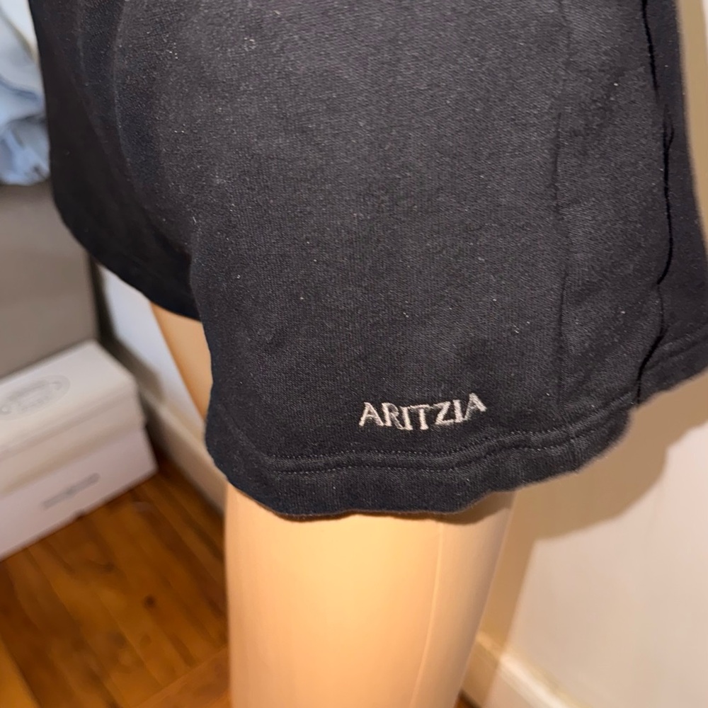 Aritzia Black Athletic Pull-On Shorts with Subtle Logo